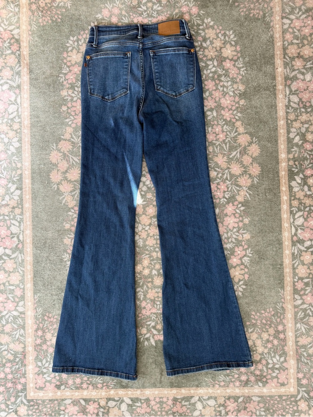 Women’s Blue Flared Jeans - Classic High-Rise Style - Picture 2 of 5